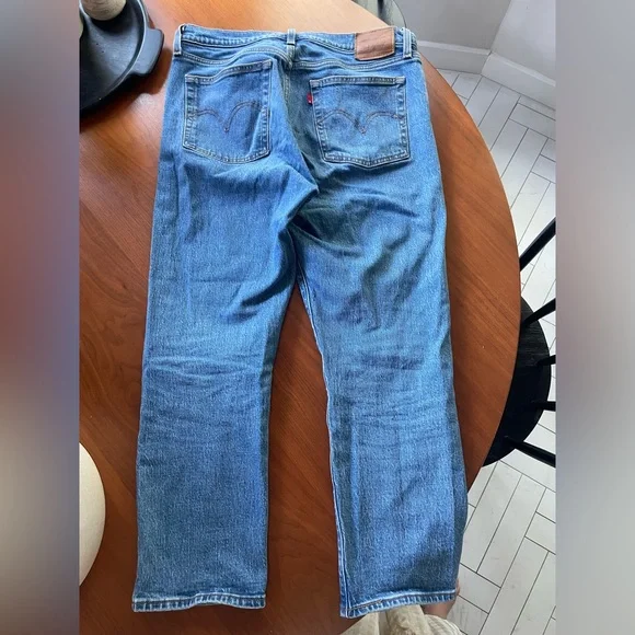 Levi's Wedgie Straight Jeans Size 30 EUC - Picture 3 of 4